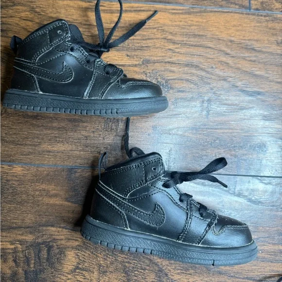 Jordan Mid 1 Toddler Boy sz 6.5c Black - Picture 4 of 5